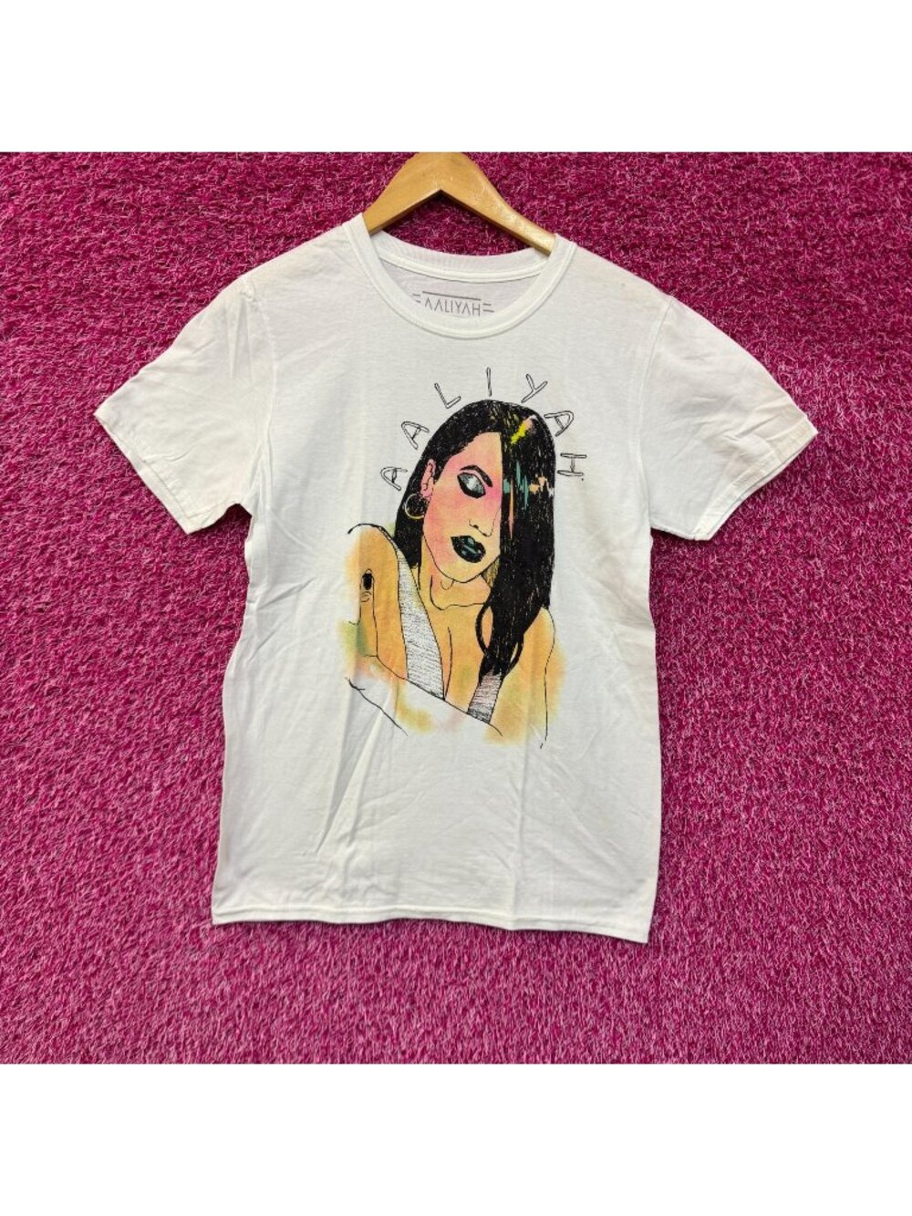 Aaliyah Airbrush Queen of Urban Pop Self-titled Album shirt size small